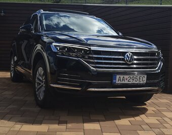 VW Touareg 3,0 TDI V6 SCR 286k 4Monitor 210KW DPH - 3