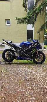 YAMAHA R1(2005,rn12) - 3