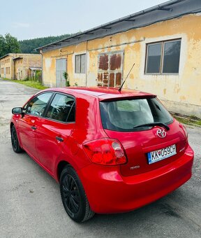 Toyota Auris 1.33 Dual VVT-i 100k M6 (benzín) - 3