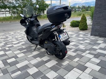 Predám skúter PIAGGIO GILERA NEXUS 125 ie - 3