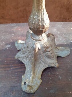 Liatinový svietnik - 3