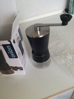 Ručný mlynček na kávu Orion - 3