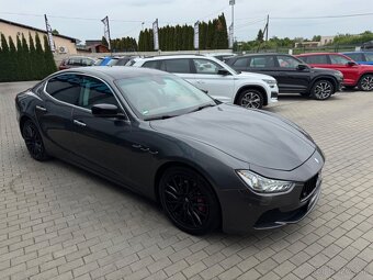 Maserati Ghibli 3.0i V6 4x4 - 3