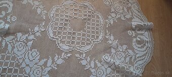 Veľký okrúhy obrus - 3