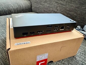 Lenovo ThinkPad Universal USB-C Dock - 3