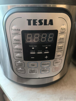 Multifunkčný tlakový hrniec Tesla EliteCook K70 - 3