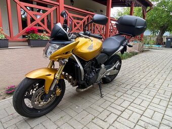 Predám HONDA CB 600 F HORNET top stav - 3