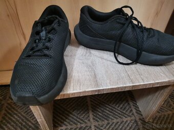 Under armour bežecké topánky veľ. 42,5 - 3