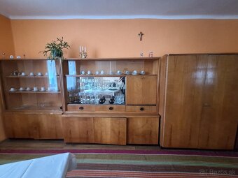 Retro sekretár - 3