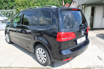 Volkswagen Touran 1.6 TDI Comfortline DSG - 3