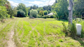 NOVÁ CENA...Rekreačný pozemok 1365m2 s chatkou so súpisným č - 3