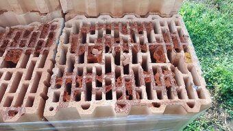 Predam 1,5 palety 30 ky brusenej tehly - 3