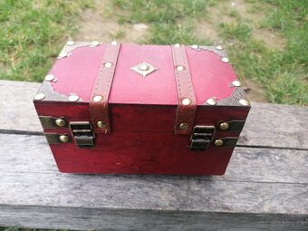 Stará šperkovnica - 3