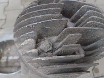 Jawa 250 kývačka motor - 3