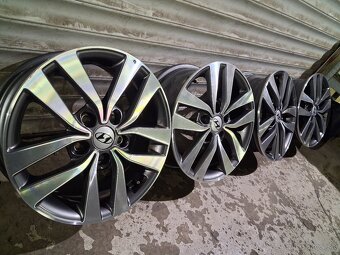 Hlinikové disky Hyundai R16 - 3