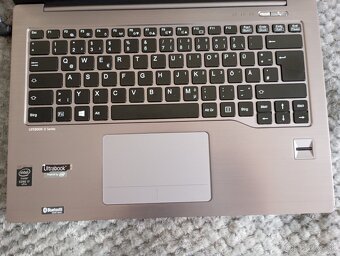 predám FUJITSU LIFEBOOK U904 , WINDOWS 10 - 3