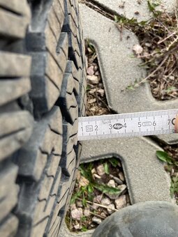 Matador 235/65 r17 - 3