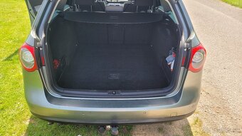 Predám passat B6 4x4 diesel 2,0 103kw. Rok 2006 - 3