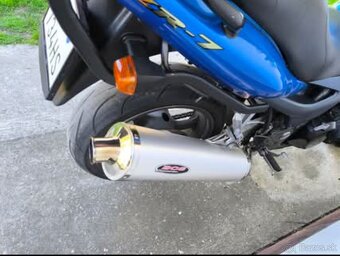 Kawasaki ZR7 - 3