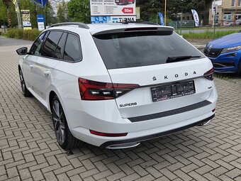 Škoda Superb III DSG 4x4 SPORTLINE VIRTUAL KAMERA TAŽNÉ - 3