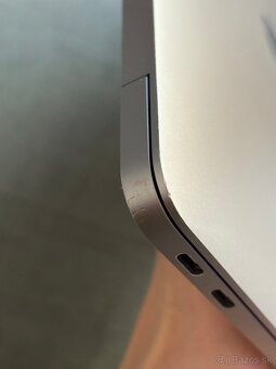 Macbook Air 2019, 13" - 3