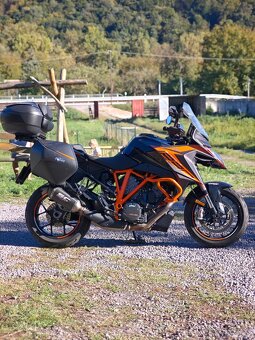 KTM 1290 Super Duke GT - 3