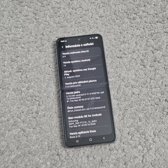 Samsung Z Flip 4 256 blue - 3