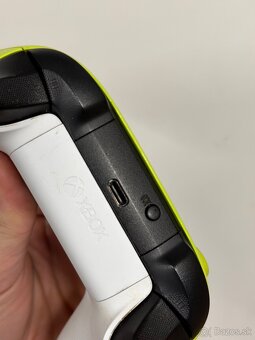 Original ovladač pre xbox one - funkčný - 3