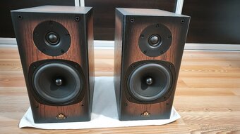 Regálový reproduktor Castle Knight 2 - 3