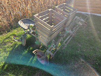 Sadzač zemiakov HEGER - 3