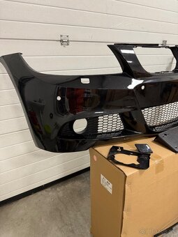 Predny M paket naraznik pre BMW E90 a E91 - 3