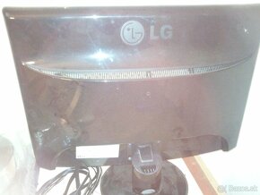 Predam starsi lcd monitor LCD LG 22 palcovy - 3