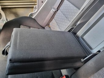 PREDAM SEDACKY SKODA OCTAVIA 2 - 3