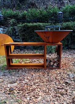 Ohniskovy gril corten pult - 3