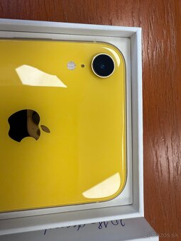 Iphone XR 64Gb - Yellow - 3