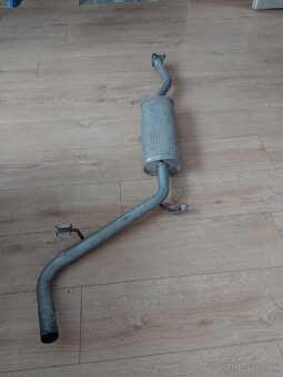 Výfuk - 3