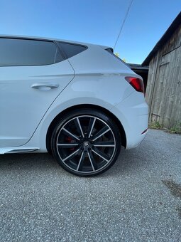 Seat leon cupra 300 - 3