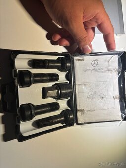 Bezpečnostné / poistné skrutky Mercedes-Benz - 3