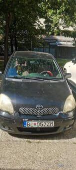 Toyota Yaris - 3