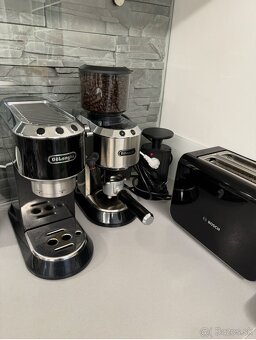 DeLonghi KG 521M, Mlyncek na kavu - 3