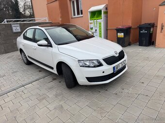Skoda Octavia 3 2015 1 majitel najeto 150 000kc plně funkční - 3