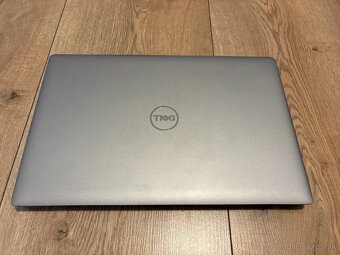 DELL Latitude 5520 - 3
