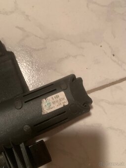 Zadná roleta škoda superb 2 combi - 3