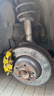 Prodám E87 M-Packet 123d na díly. - 3