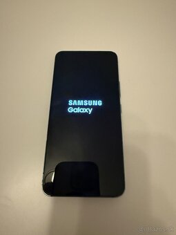 Samsung Galaxy S22 - 3