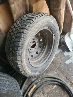 205/65 r16 - 3