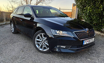 Škoda Superb combi 4x4 L&K + WEBASTO - 3