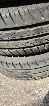195/65R15 - 3
