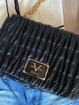 Nová dámska čierna kabelka Versace 19V69 - 3