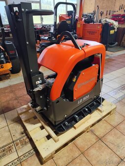 Obojsmerná vibračná doska Husqvarna LG 504 Hatz - 3